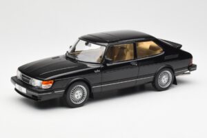 Saab 900 Turbo Schwarz MCG 1:18 MCG18338 Metall