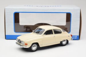 Saab 96 V4 Beige MCG 1:18 MCG18059 Metall — Bild 6 von 6