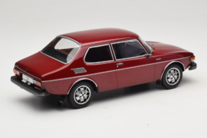 Saab 99 EMS Metallic Rot MCG 1:18 MCG18441 Metall — Bild 2 von 6