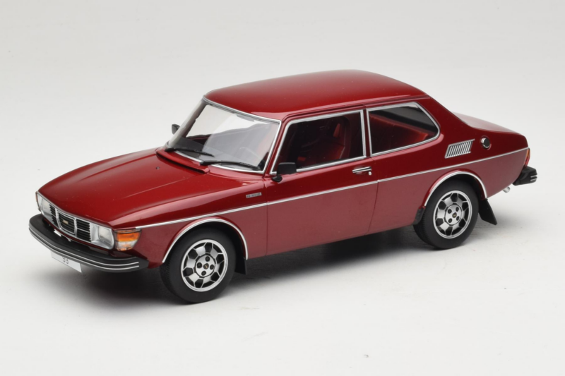 Saab 99 EMS Metallic Rot MCG 1:18 MCG18441 Metall