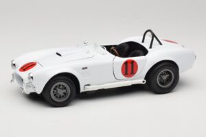 Shelby Cobra 427 S/C Weiß Auto World 1:18 AWSS104 Metall