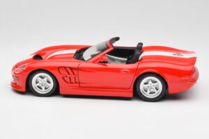 Shelby Series 1 Cabriolet Rot Bburago 1:18 3353 Metall — Bild 4 von 8