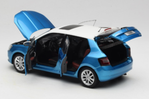 Skoda Fabia Mk3 Blau OEM 1:18 ZSF000004BLA Metall — Bild 5 von 8