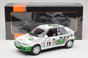 Skoda Felicia Kit Car #19 P. Sibera / P. Gross Tour de Corse 1995 IXO 1:18 18RMC149B Metall — Bild 6 von 6