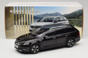 Skoda Octavia Mk4 Combi Braun Paudi Model 1:18 ZMR000005BRA Metall — Bild 8 von 8