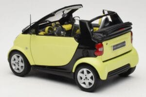 Smart Fortwo 450 Cabrio Gelb Minichamps 1:18 0012889V001C49Q00 Metall — Bild 7 von 8