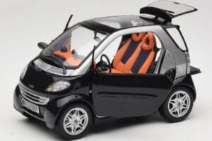 Smart Fortwo Schwarz Kyosho 1:18 0004830V000C08Q00 Metall — Bild 2 von 8