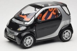 Smart Fortwo Schwarz Kyosho 1:18 0004830V000C08Q00 Metall