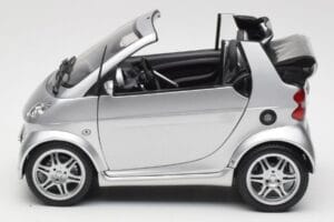 Smart Fortwo W450 Brabus Cabrio Silber Händler Edition Kyosho 1:18 0017769V001C05Q00 Metall — Bild 4 von 8