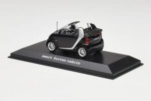 Smart Fortwo Cabrio Tief Schwarz Minichamps 1:43 Q0022561V001C18Q00 Metall — Bild 3 von 4