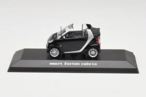 Smart Fortwo Cabrio Tief Schwarz Minichamps 1:43 Q0022561V001C18Q00 Metall