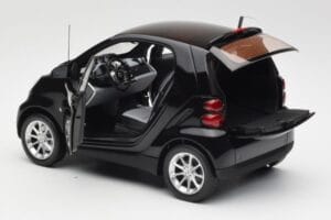 Smart Fortwo Coupe W451 Deep Schwarz Minichamps 1:18 Q0022563V001C02Q00 Metall — Bild 5 von 8