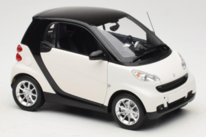 Smart Fortwo 451 Coupe Weiß Schwarz Minichamps 1:18 150036302 Metall — Bild 6 von 8