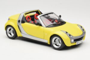 Smart Roadster 452 Gelb Bburago 1:18 34099-M2 Metall — Bild 6 von 8
