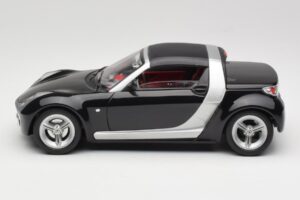 Smart Roadster Schwarz Bburago 1:18 34099-M1 Metall — Bild 4 von 8