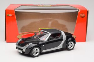 Smart Roadster Schwarz Bburago 1:18 34099-M1 Metall — Bild 8 von 8
