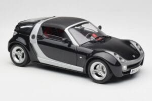 Smart Roadster Dunkelblau Bburago 1:18 34917 Metall — Bild 6 von 8