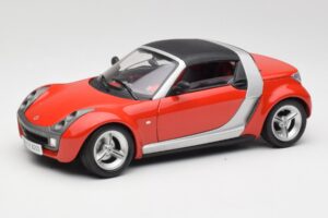 Smart Roadster Rot Bburago 1:18 34099 Metall