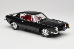 Studebaker Avanti Schwarz Signature Models 1:18 STUDEBAKER001 Metall — Bild 6 von 8