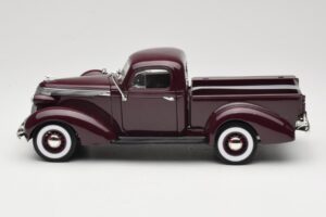 Studebaker Coupe Express Pickup Braun American Mint 1:18 92458-R1 Metall — Bild 4 von 8