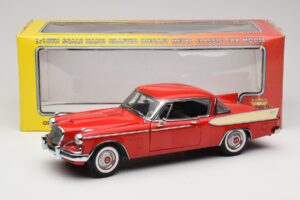 Studebaker Golden Hawk Apache Red Motor City 1:18 80009 Metall — Bild 8 von 8