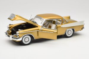 Studebaker Golden Hawk Anson 1:18 30384 Metall — Bild 2 von 8
