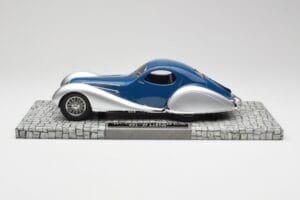 Talbot-Lago T150 C-SS Coupe Blau Silber Minichamps 1:18 107117122 Resin — Bild 3 von 6