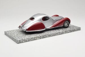 Talbot-Lago T150 C-SS Coupe Silber Rot Minichamps 1:18 107117121 Resin — Bild 2 von 6
