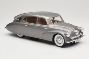 Tatra 87 Grau MCG 1:18 MCG18068 Metall — Bild 4 von 6