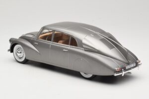 Tatra 87 Grau MCG 1:18 MCG18068 Metall — Bild 5 von 6