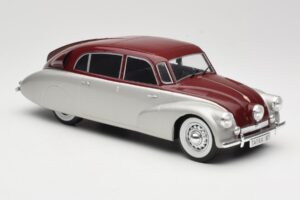 Tatra 87 Silber & Dunkelrot MCG 1:18 MCG18067 Metall — Bild 4 von 6