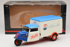 Tempo Dreirad Kastenwagen Pepsi Minichamps 1:18 150099024 Metall — Bild 8 von 8