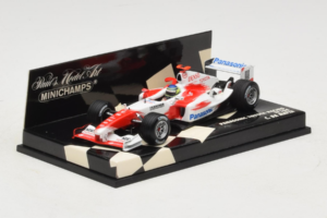 Toyota TF104 Panasonic #16 C. da Matta Panasonic Toyota Racing 2004 Minichamps 1:43 400040016 Metall — Bild 2 von 5
