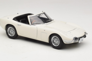 Toyota 2000 GT Cabriolet Weiß James Bond Collection AUTOart 1:18 78731 Metall — Bild 6 von 8