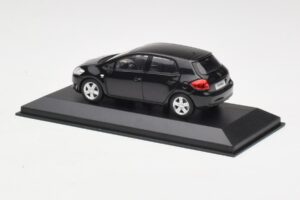 Toyota Auris E150 Schwarz Minichamps 1:43 TOYOTA004 Metall — Bild 3 von 4