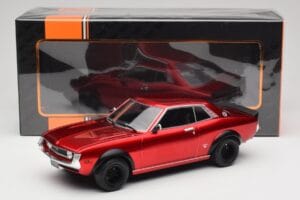 Toyota Celica 2000 GT RA21 Solar Red IXO 1:18 18CMC190 Metall — Bild 6 von 6