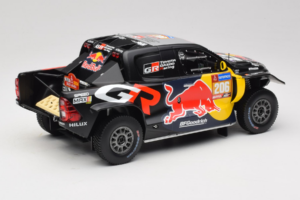 Toyota GR DKR Hilux Evo #206 L. Moraes / A. Monleon Rally Dakar 2024 IXO 1:18 18RMC238A Metall — Bild 2 von 6