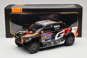 Toyota GR DKR Hilux Evo #211 H. Lategan / B. Cummings Rally Dakar 2025 IXO 1:18 18RMC237 Metall — Bild 6 von 6