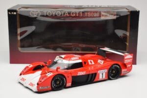 Toyota GT-One TS020 GT1 #1 M. Brundle / E. Collard / V. Sospiri 24 Hours of Le Mans 1999 AUTOart 1:18 89986 Metall — Bild 6 von 6