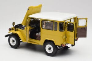 Toyota Land Cruiser FJ40 Senf Gelb Kyosho 1:18 08971Y Metall — Bild 5 von 8