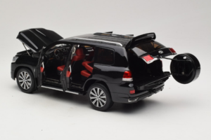Toyota Land Cruiser LC200 Schwarz Kengfai 1:18 KF024-13 Metall — Bild 5 von 8