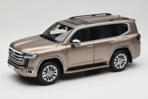 Toyota Land Cruiser LC300 ZX Gold LCD 1:18 LCD18013-ZX-GO Metall