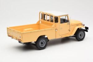 Toyota Land Cruiser Pickup Beige Kyosho 1:18 08958BE Metall — Bild 3 von 8