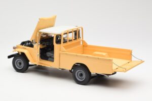 Toyota Land Cruiser Pickup Beige Kyosho 1:18 08958BE Metall — Bild 5 von 8