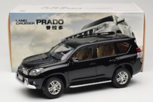 Toyota Land Cruiser Prado J150 Schwarz Paudi Model 1:18 623132-BK Metall — Bild 8 von 8