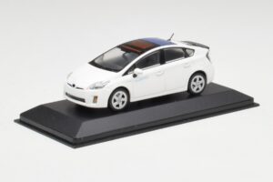 Toyota Prius XW30 Super Weiß Minichamps 1:43 PRIUS001 Metall — Bild 2 von 4