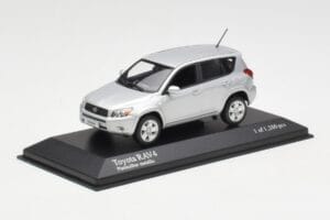 Toyota RAV4 XA30 Silber Minichamps 1:43 400166570 Metall — Bild 2 von 4