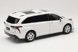 Toyota Sienna XL30 Weiss OEM 1:18 TOYOTA013 Metall — Bild 3 von 8