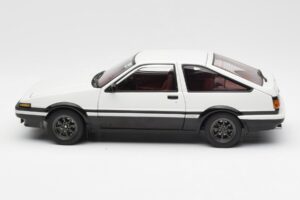 Toyota Sprinter Trueno AE86 New Initial D Movie Legend 1 AUTOart 1:18 78798 Metall — Bild 4 von 8