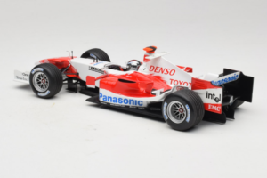 Toyota TF105 #16 J. Trulli Panasonic Toyota Racing 2005 Minichamps 1:18 100050016 Metall — Bild 5 von 7